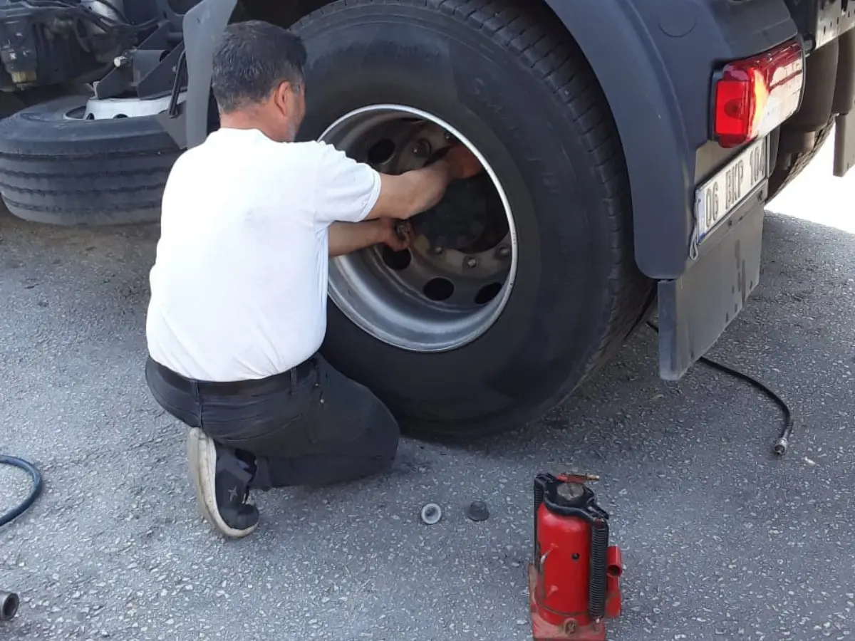 Bayburt Oto Lastikçi